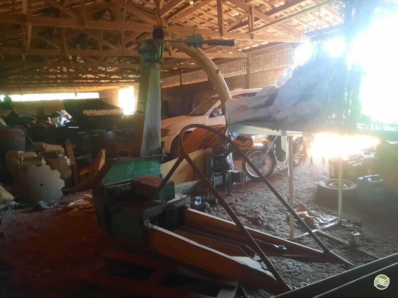 IMPLEMENTOS AGRICOLAS ENSILADEIRA ENSILADEIRA 1 LINHA Marcão Tratores UBERABA MINAS GERAIS MG